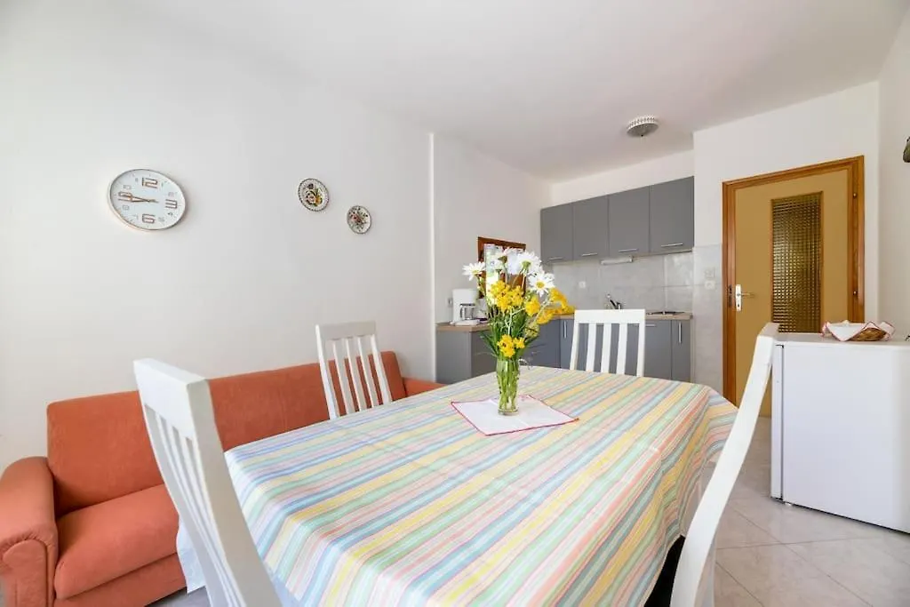 Garden Apartment