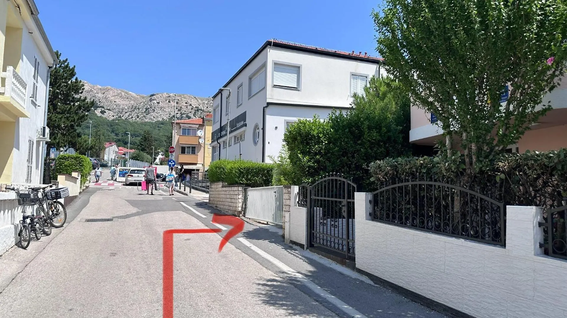 Garden Apartment